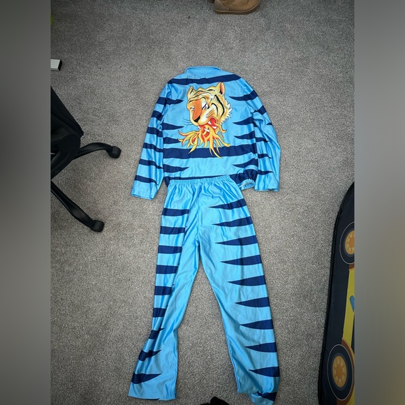 Kicking & screaming Phil Weston tracksuit 
Top & bottom both size small - Picture 7 of 9